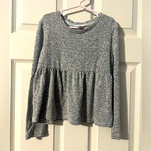 Gap kids gray long sleeve top girl size Small